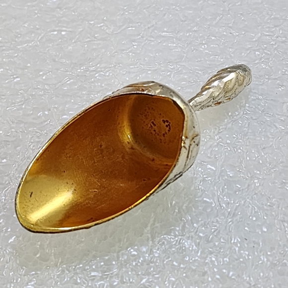 Vtg Raimond Victorian Pedestal Silver Plated Sugar Scuttle with Scoop - Picture 9 of 15